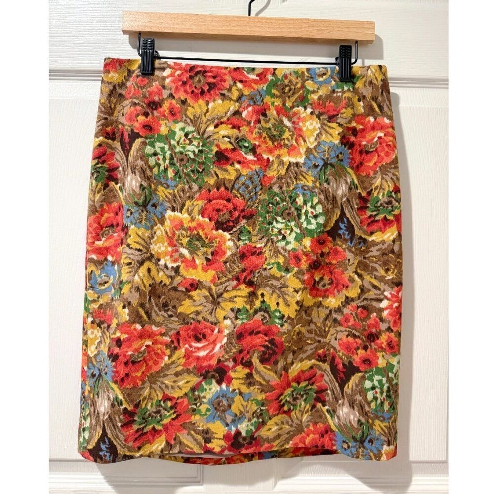Talbots 8 Petite Floral Pencil Skirt Knee Length Art Colorful Fall Spring Career